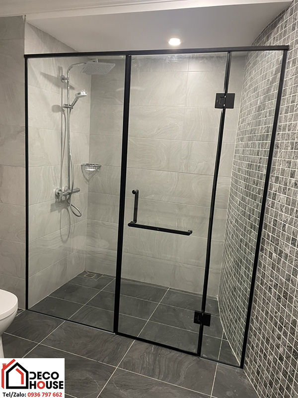 Vách kính phòng tắm mở quay 3 tấm
