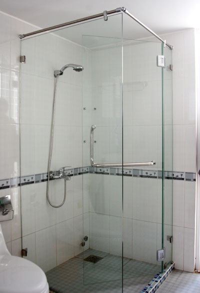 Lắp vách kính, phòng tắm kính tại Hoàng Mai uy tín