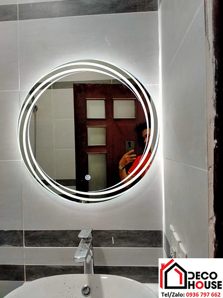 gương led treo phòng tắm