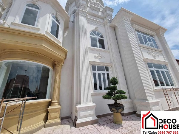 Cửa nhôm kính Xingfa màu trắng sang trọng hiện đại