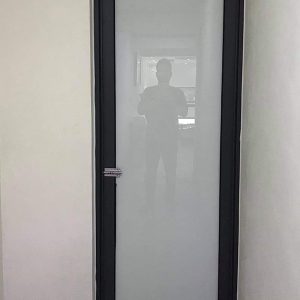 Cửa nhôm Việt Pháp nhà vệ sinh