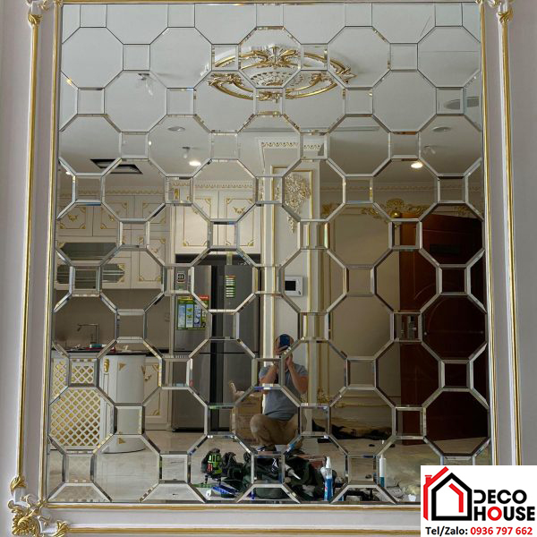 Gương ghép hình lục giác dán tường