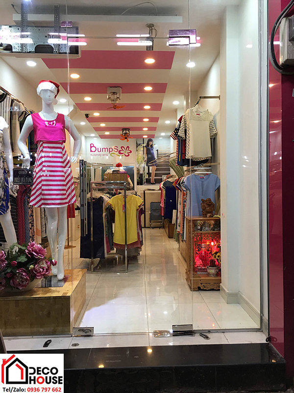 Cửa kính thủy lực shop thời trang