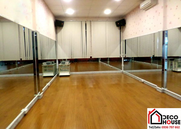 Gương ốp tường phòng tập khổ lớn