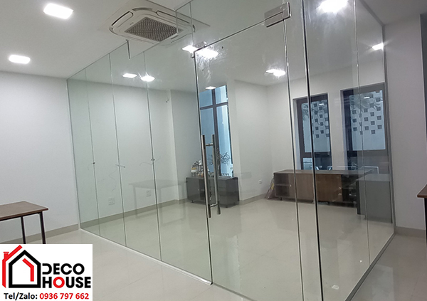 Thi công vách kính cường lực Hà Nội